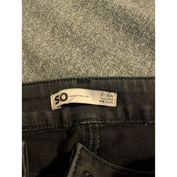 Black Shorts Womens size 11 / 30 So Kohl's - Picture 4 of 10